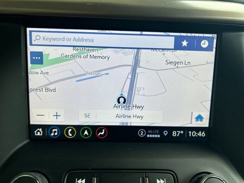 Used 2023 GMC Acadia Denali w/ Denali Technology Package FWD image 16