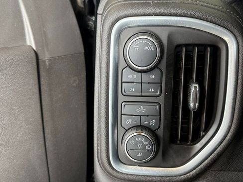 Used 2021 Chevrolet Silverado 1500 LT image 17