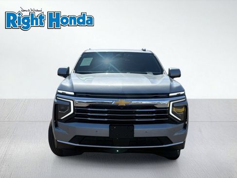 Used 2025 Chevrolet Tahoe LT RWD image 10