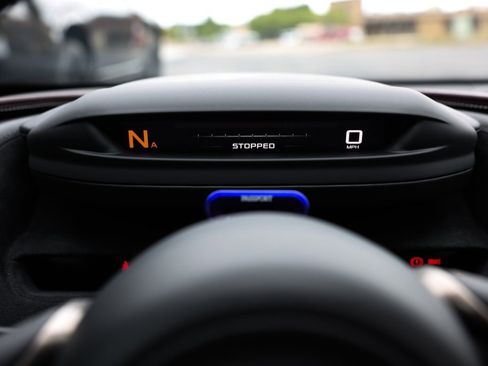 Used 2018 McLaren 720S Performance image 38