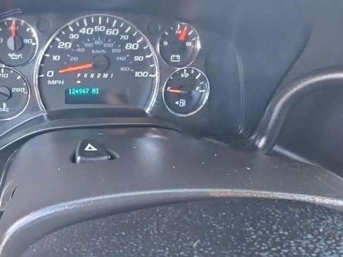 Used 2019 Chevrolet Express 2500 w/ Driver Convenience Package image 18