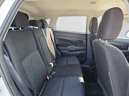 Used 2025 Mitsubishi Outlander Sport AWD image 18