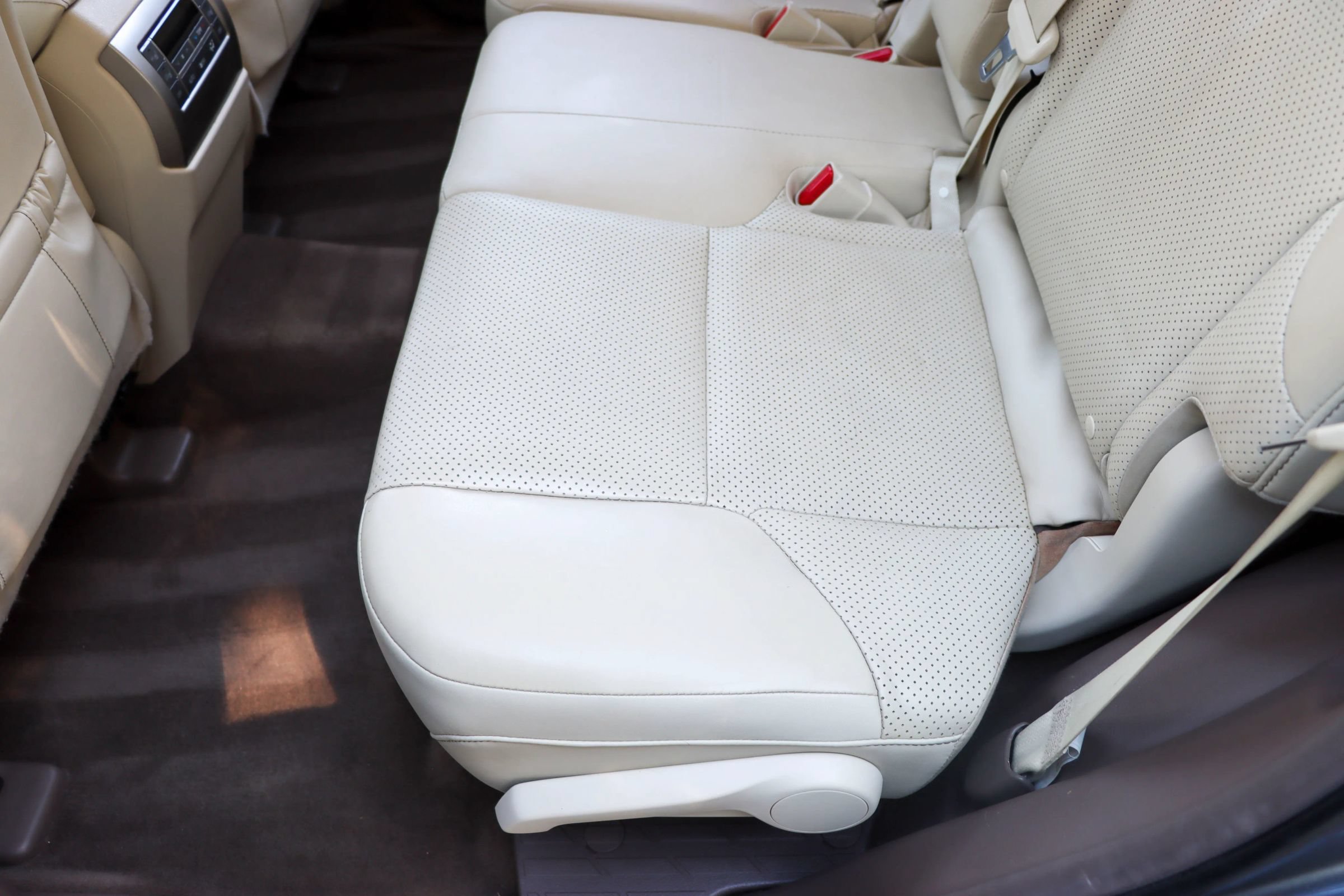 Used 2015 Lexus GX 460 Luxury AWD/4WD image 18