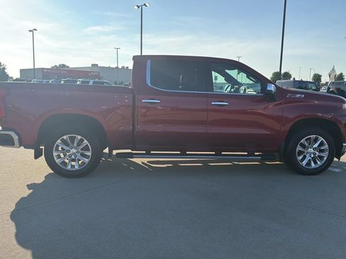 Used 2019 Chevrolet Silverado 1500 LTZ w/ LTZ Plus Package AWD/4WD image 26