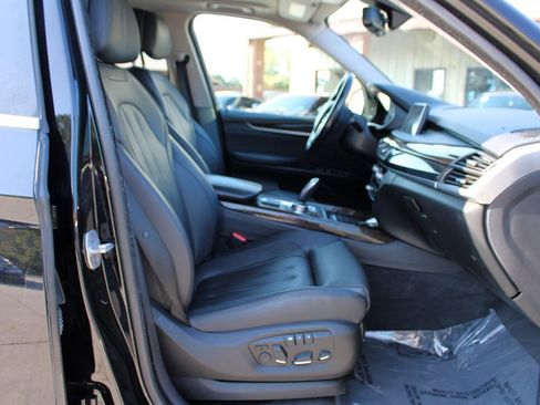 Used 2015 BMW X5 xDrive35d image 16