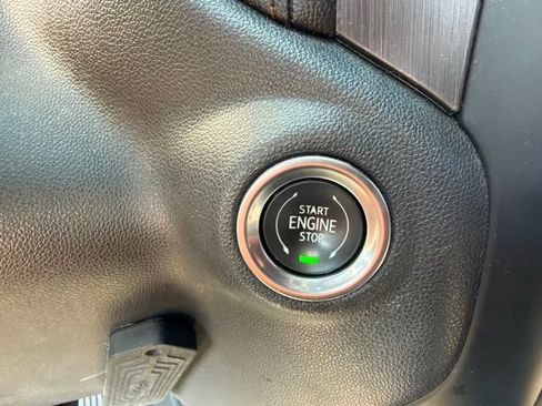 Used 2019 GMC Sierra 1500 AT4 w/ AT4 Premium Package AWD/4WD image 9
