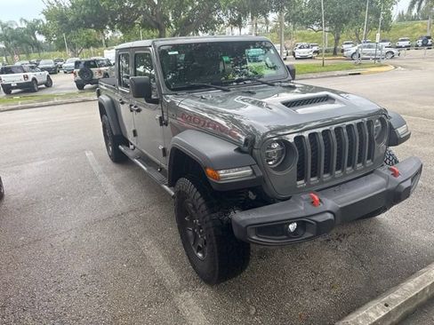 Used 2021 Jeep Gladiator Mojave w/ Dual Top Group AWD/4WD image 2