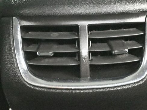 Used 2020 Chevrolet Malibu LT image 15