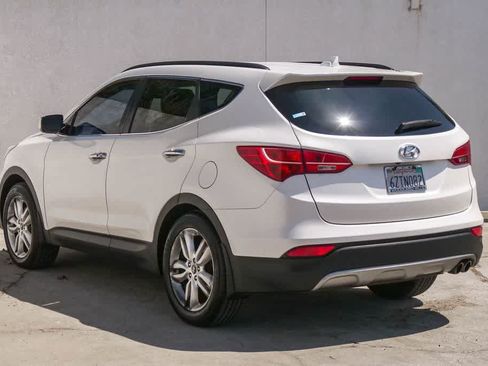 Used 2013 Hyundai Santa Fe Sport 2.0T FWD image 5