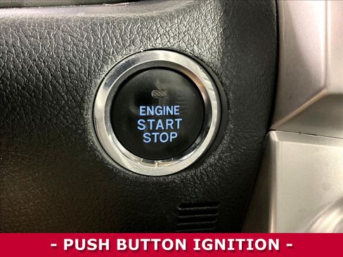 Used 2016 Toyota 4Runner Limited AWD/4WD image 39