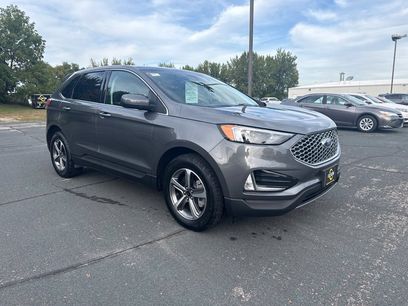 Used 2024 Ford Edge SEL w/ Convenience Package