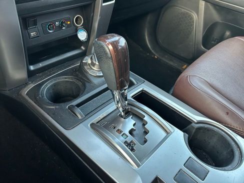 Used 2021 Toyota 4Runner Limited AWD/4WD image 29