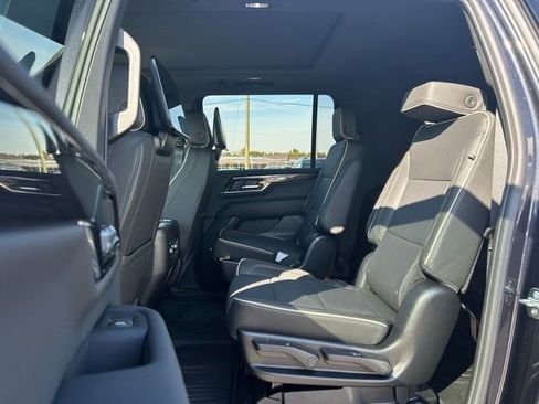 New 2026 GMC Yukon XL Elevation w/ Elevation Premium Package image 20