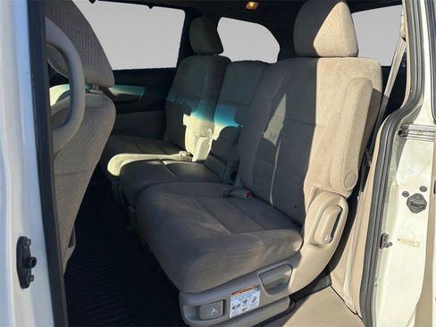 Used 2016 Honda Odyssey SE image 15