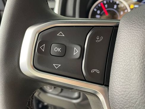New 2026 RAM 2500 Big Horn AWD/4WD image 11