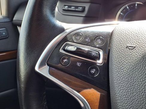 Used 2019 Cadillac Escalade ESV Luxury image 15
