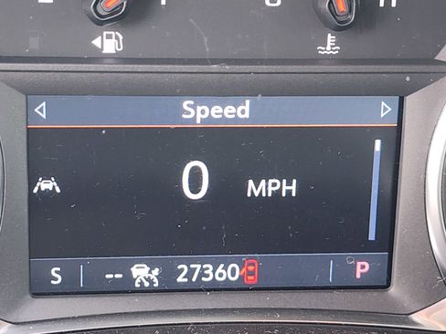 Used 2024 Chevrolet Equinox LT AWD/4WD image 8