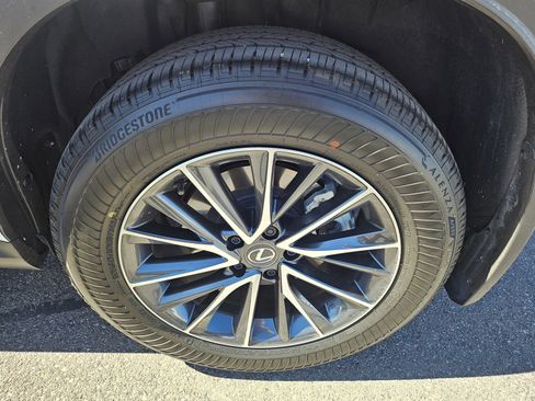 Used 2025 Lexus NX 350h AWD w/ Accessory Package (2T) image 16