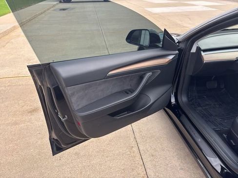 Used 2021 Tesla Model 3 Long Range image 10