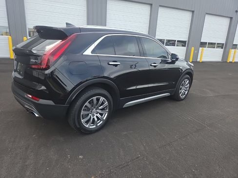 Used 2019 Cadillac XT4 Premium Luxury w/ Technology Package AWD/4WD image 9