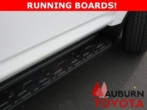 Used 2024 Toyota 4Runner TRD Off-Road Premium image 4