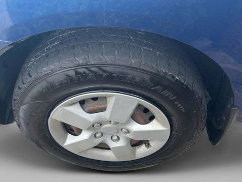 Used 2011 Nissan Rogue S AWD/4WD image 6
