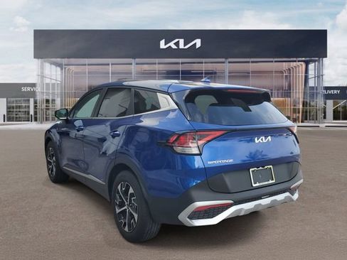 Certified 2024 Kia Sportage EX FWD image 4