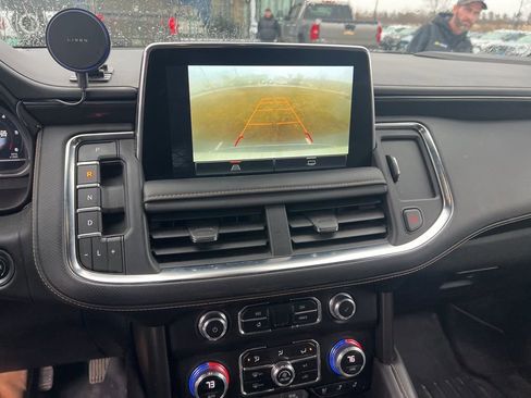 Used 2023 GMC Yukon AT4 image 4