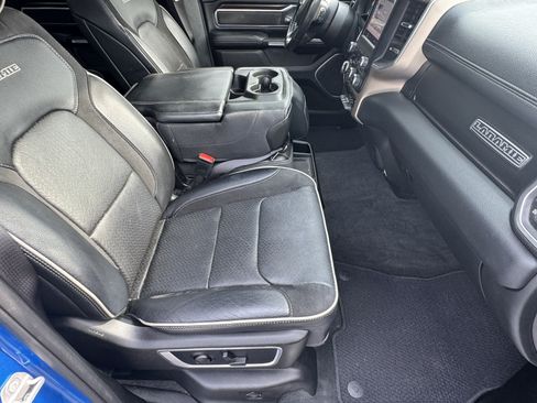 Used 2022 RAM 1500 Laramie AWD/4WD image 15