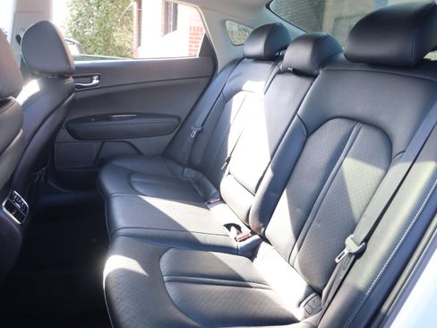 Used 2018 Kia Optima EX w/ Premium Package image 27