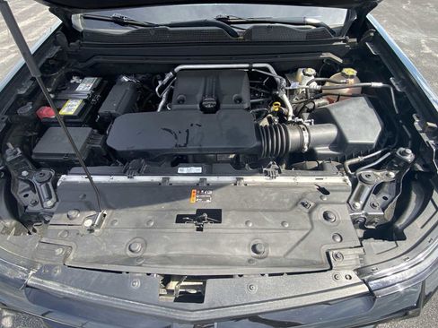 Used 2023 Chevrolet Colorado Z71 w/ Z71 Convenience Package 2 image 28