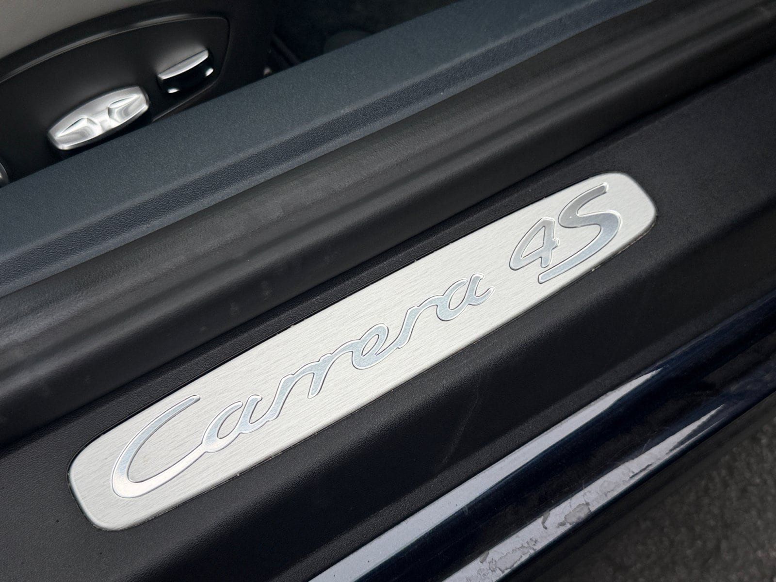 Used 2019 Porsche 911 Carrera 4S AWD/4WD image 29