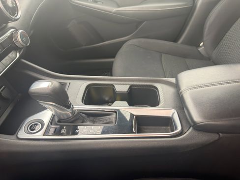 Certified 2020 Nissan Sentra S image 27