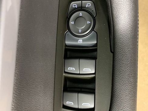 Used 2025 Chevrolet Blazer LT image 17