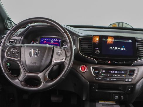 Used 2023 Honda Passport TrailSport image 17