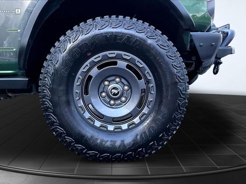 Used 2024 Ford Bronco Everglades AWD/4WD image 34