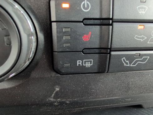 Used 2018 Ford F150 XLT w/ Equipment Group 302A Luxury image 2