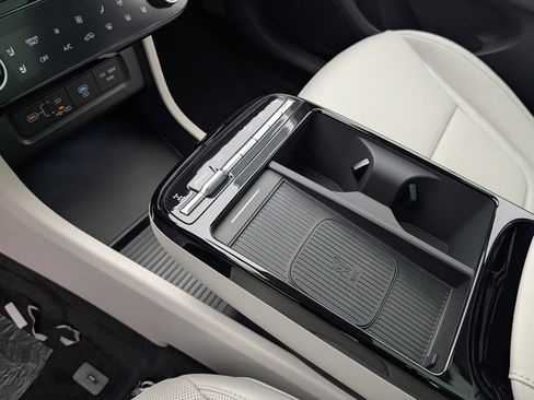 New 2026 Hyundai Tucson Limited image 33