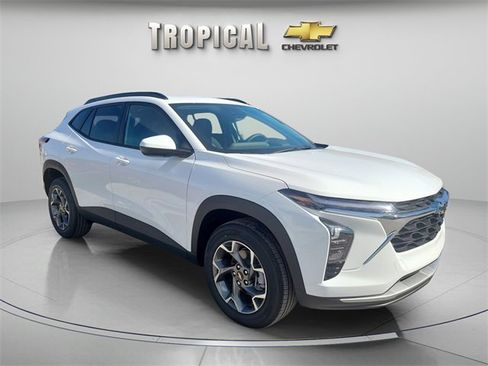 New 2026 Chevrolet Trax LT image 7