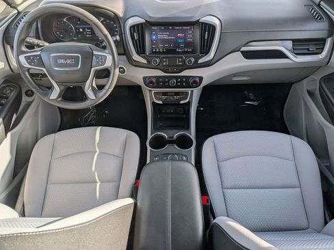 Used 2023 GMC Terrain SLE w/ Driver Convenience Package image 28