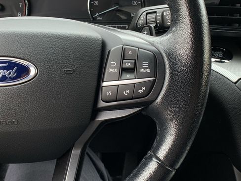 Used 2020 Ford Explorer XLT w/ Class III Trailer Tow Package image 30