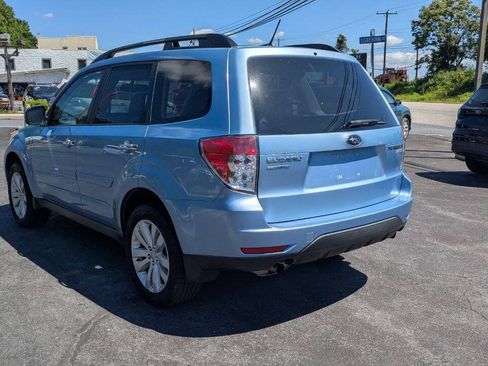 Used 2012 Subaru Forester 2.5X Premium AWD/4WD image 8