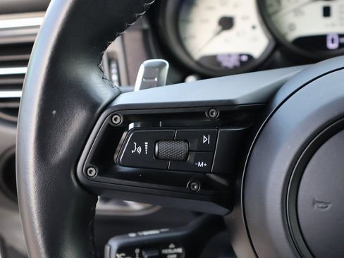 Used 2024 Porsche Macan GTS image 29