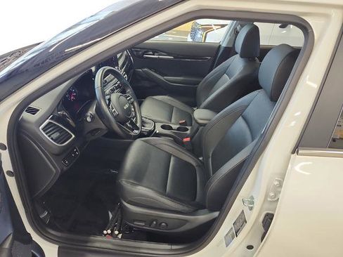 Certified 2023 Kia Seltos EX AWD/4WD image 9