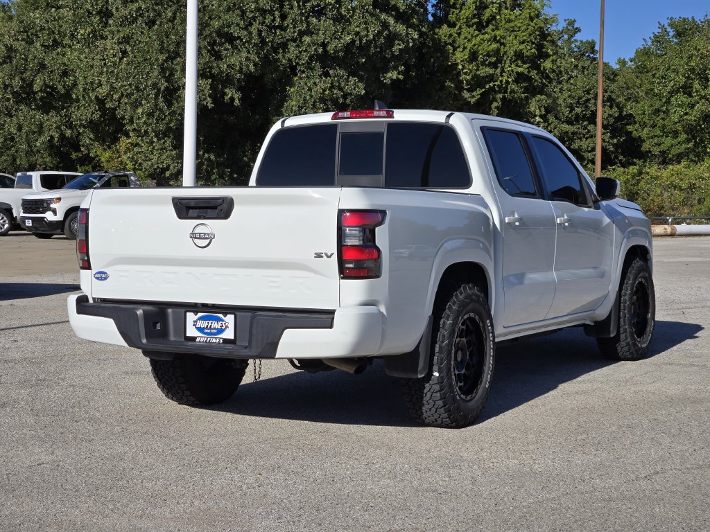 Used 2022 Nissan Frontier SV RWD image 7