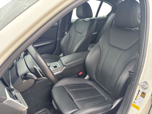 Certified 2023 BMW 330i Sedan w/ M Sport Package image 21