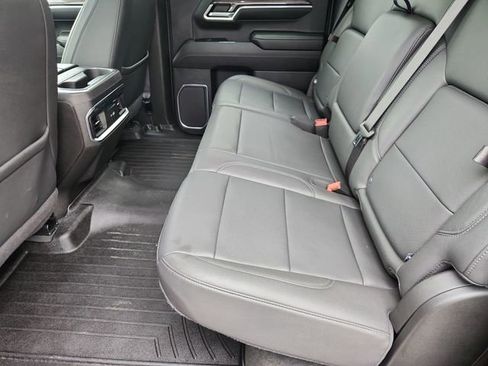 Certified 2024 Chevrolet Silverado 1500 LTZ AWD/4WD image 25