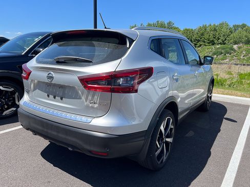 Used 2020 Nissan Rogue Sport SL w/ Premium Package AWD/4WD image 4
