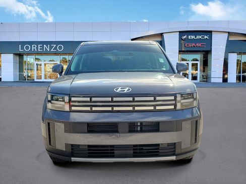 Used 2025 Hyundai Santa Fe SE image 2