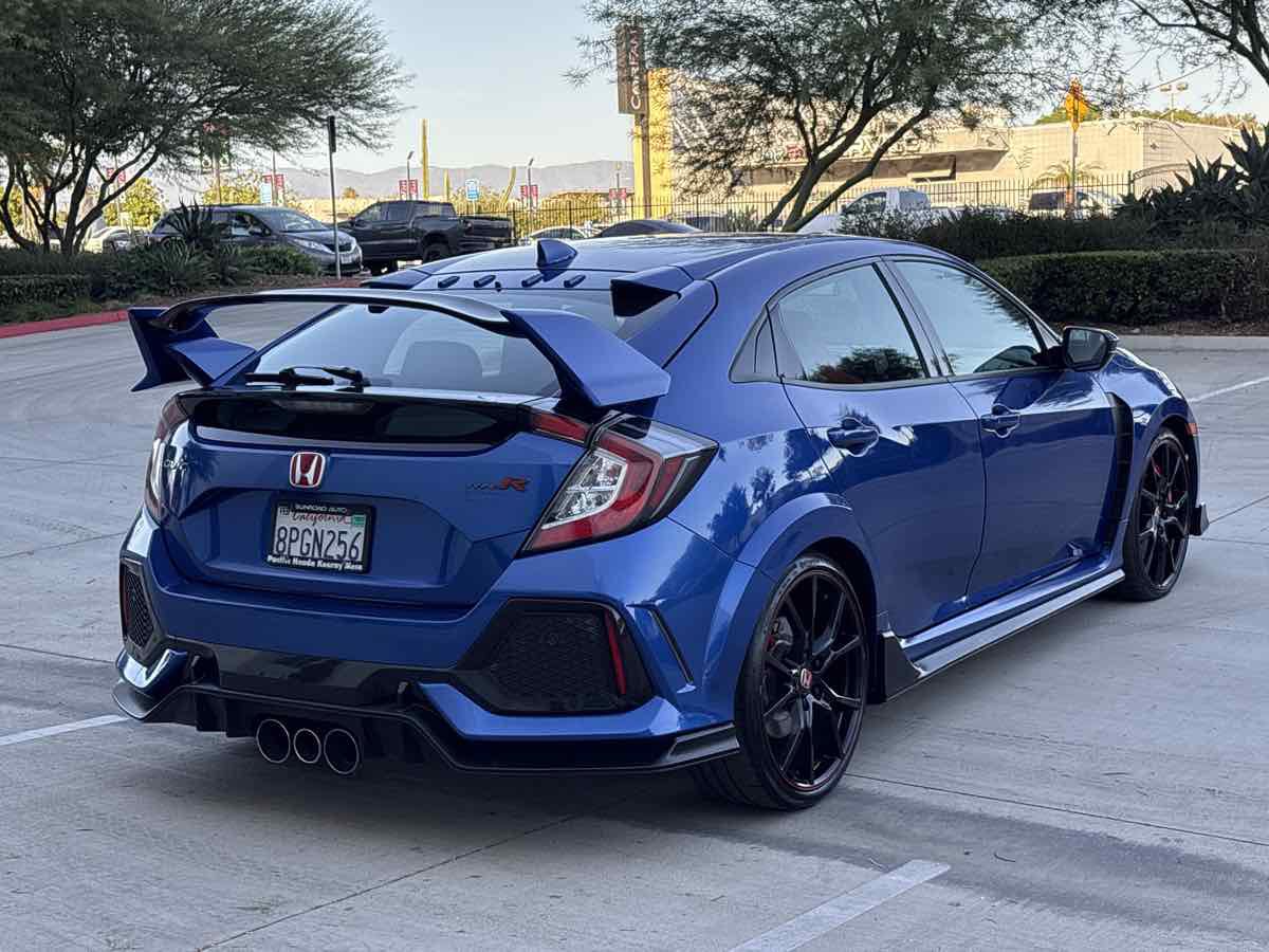 Used 2019 Honda Civic Type R image 3